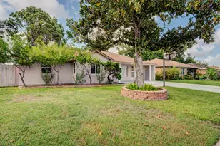 213 W Spreading Oak Dr, Houston, TX 77076 - Photo 3