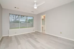 8502 Manassas Ln, Houston, TX 77083 - Photo 15