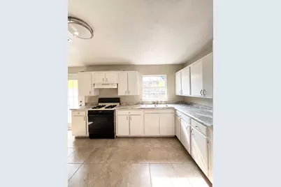 3121 Bond Street, Pasadena, TX 77503 - Photo 7