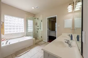 13815 Normandy Ct, Sugar Land, TX 77498 - Photo 19