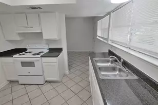 781 Country Pl Dr, Houston, TX 77079 - Photo 15