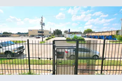 781 Country Place Drive #1061, Houston, TX 77079 - Photo 31