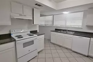 781 Country Pl Dr, Houston, TX 77079 - Photo 13