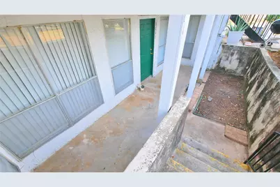 781 Country Place Drive #1061, Houston, TX 77079 - Photo 9