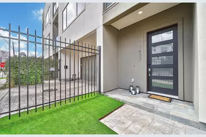 1407 Hickory Street, Houston, TX 77007 - Photo 1