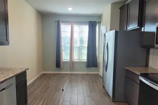 610 Lake View Dr, Montgomery, TX 77356 - Photo 5