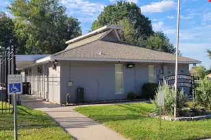 610 Lake View Dr, Montgomery, TX 77356 - Photo 41