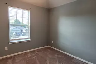 610 Lake View Dr, Montgomery, TX 77356 - Photo 29