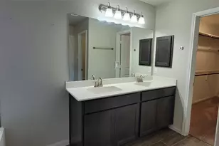 610 Lake View Dr, Montgomery, TX 77356 - Photo 23