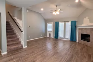 610 Lake View Dr, Montgomery, TX 77356 - Photo 15
