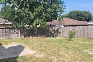 610 Lake View Dr, Montgomery, TX 77356 - Photo 29