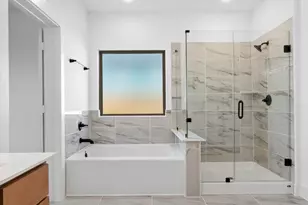 320 Legacy Point Dr, Sealy, TX 77474 - Photo 7