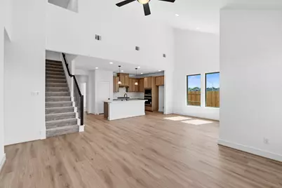 320 Legacy Point Drive, Sealy, TX 77474 - Photo 3