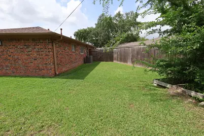 1217 E Brown Lane, Deer Park, TX 77536 - Photo 29
