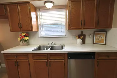 1217 E Brown Lane, Deer Park, TX 77536 - Photo 9