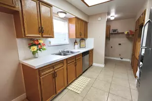 1217 E Brown Ln, Deer Park, TX 77536 - Photo 5