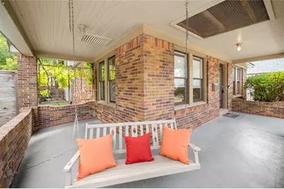 768 E 16th Street, Houston, TX 77008 - Photo 9