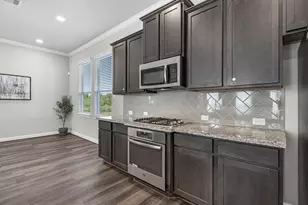 9618 Cambridge Manor Ln, Houston, TX 77045 - Photo 15