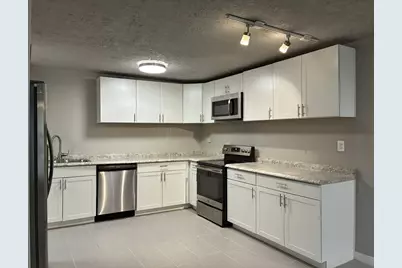 7510 Shadyvilla Lane #22, Houston, TX 77055 - Photo 5