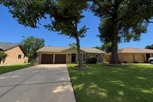 670 Fawn Dr, Houston, TX 77015 - Photo 1