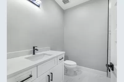 8013 Moon Beam Street #A/B, Houston, TX 77088 - Photo 7