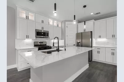 8013 Moon Beam Street #A/B, Houston, TX 77088 - Photo 15