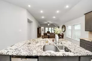 4218 KINSEY ST, Iowa Colony, TX 77583 - Photo 9