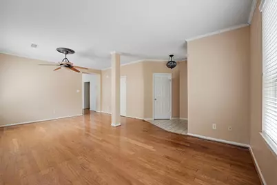 50 E Trillium Circle, The Woodlands, TX 77381 - Photo 5