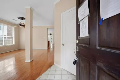 50 E Trillium Circle, The Woodlands, TX 77381 - Photo 3