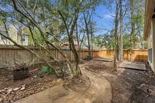 50 E Trillium Cir, The Woodlands, TX 77381 - Photo 27