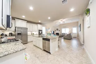 6602 Sterling Shores Ln, Rosenberg, TX 77471 - Photo 9