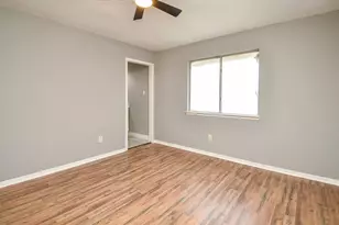 9211 Abbey Chase Ln, Houston, TX 77095 - Photo 23