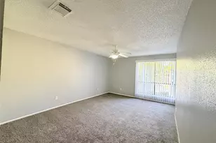 9461 Pagewood Ln, Houston, TX 77063 - Photo 21