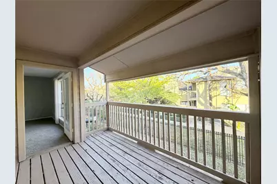 9461 Pagewood Lane, Houston, TX 77063 - Photo 23