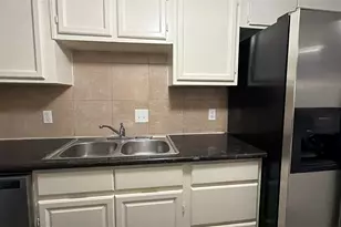 9461 Pagewood Ln, Houston, TX 77063 - Photo 13