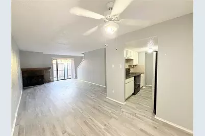 9461 Pagewood Lane, Houston, TX 77063 - Photo 11