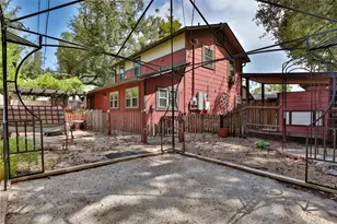 56 Leeder Ct, Lake Jackson, TX 77566 - Photo 31