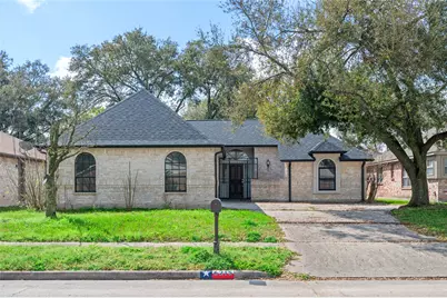 6215 Woodland Forest Drive, Houston, TX 77088 - Photo 1