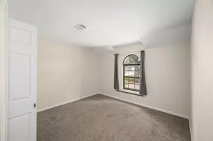 6215 Woodland Forest Dr, Houston, TX 77088 - Photo 19