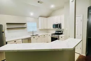 6704 Kevincrest Dr, Pearland, TX 77584 - Photo 7