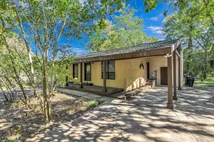 32B E Rivercrest Dr, Houston, TX 77042 - Photo 1