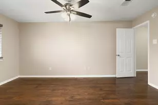 8606 Prima St, Houston, TX 77083 - Photo 13