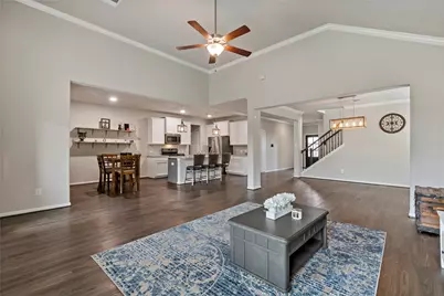 2502 Arbor Edge Crossing, Texas City, TX 77568 - Photo 9