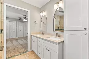 5522 Dumfries Dr, Houston, TX 77096 - Photo 11