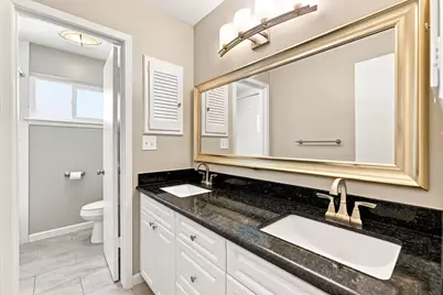 5522 Dumfries Drive, Houston, TX 77096 - Photo 17