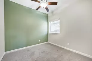 123 Castlegate Ln, Houston, TX 77065 - Photo 5