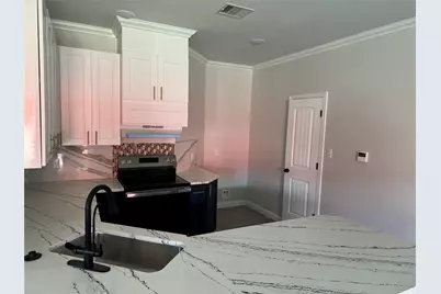 6713 Windhaven, Liverpool, TX 77577 - Photo 5
