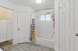18066 Forest Cedars Dr, Houston, TX 77084 - Photo 11