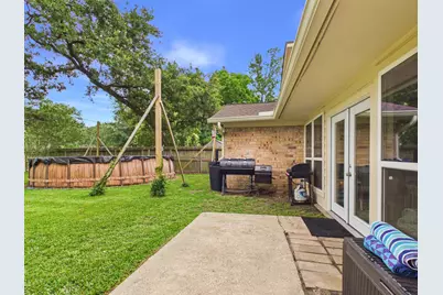 1510 Burning Tree Road, Kingwood, TX 77339 - Photo 29