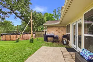 1510 Burning Tree Rd, Kingwood, TX 77339 - Photo 29